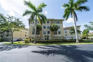 10041 Lake Cove Dr, Fort Myers, FL 33908 - Photo 1
