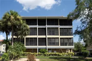 10041 Lake Cove Dr, Fort Myers, FL 33908 - Photo 24