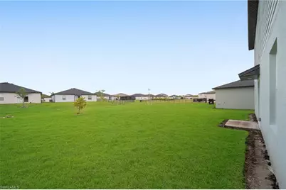 4107 Lattuca Ln, North Fort Myers, FL 33917 - Photo 32