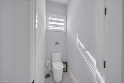 329 NE 6th St, Cape Coral, FL 33909 - Photo 24