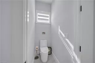 329 NE 6th St, Cape Coral, FL 33909 - Photo 24