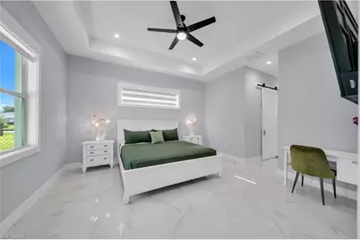 329 NE 6th St, Cape Coral, FL 33909 - Photo 22