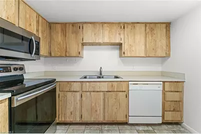 6142 Whiskey Creek Dr #611, Fort Myers, FL 33919 - Photo 8