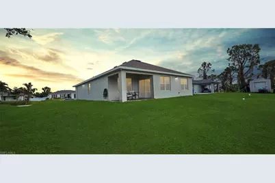 3106 NE 7th Ave, Cape Coral, FL 33909 - Photo 30