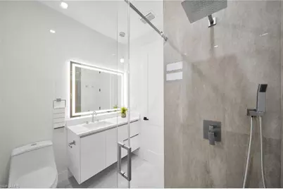 908 NE 11th Ave, Cape Coral, FL 33909 - Photo 22