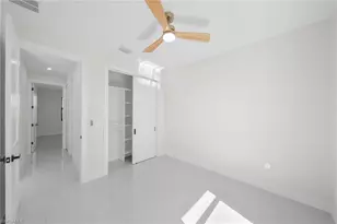 908 NE 11th Ave, Cape Coral, FL 33909 - Photo 20
