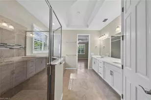 8051 Venetian Pointe Dr, Fort Myers, FL 33908 - Photo 34