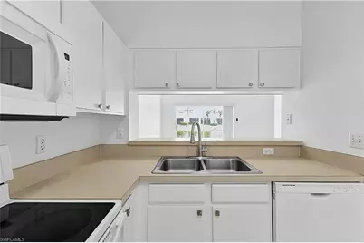 10035 Spyglass Hill Ln, Fort Myers, FL 33966 - Photo 16