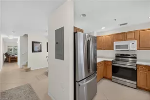 9400 Ivy Brook Run, Fort Myers, FL 33913 - Photo 2
