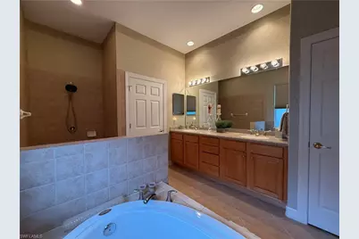 10530 Bellagio Dr, Fort Myers, FL 33913 - Photo 20
