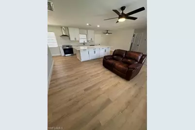 5305 Cocoa Ct, Cape Coral, FL 33904 - Photo 4