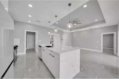 2507 39th St SW, Lehigh Acres, FL 33976 - Photo 10
