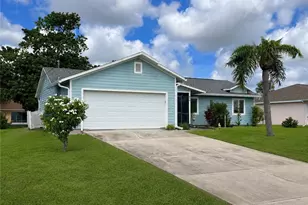 804 NE 7th Pl, Cape Coral, FL 33909 - Photo 2