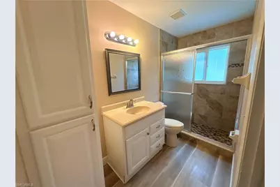 804 NE 7th Pl, Cape Coral, FL 33909 - Photo 12
