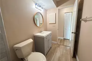 804 NE 7th Pl, Cape Coral, FL 33909 - Photo 20