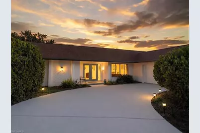 1812 Coral Cir, North Fort Myers, FL 33903 - Photo 2