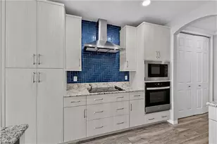 103 SW 39th St, Cape Coral, FL 33914 - Photo 14
