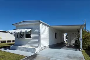 865 Moonlight Dr, North Fort Myers, FL 33917 - Photo 20
