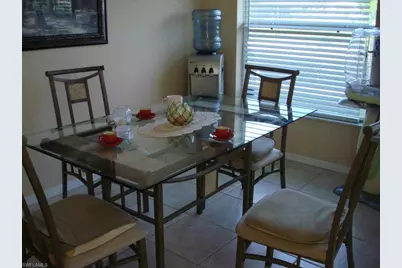 905 SW 8th Ct, Cape Coral, FL 33991 - Photo 2