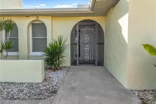 144 SW 38th Terrace, Cape Coral, FL 33914 - Photo 4