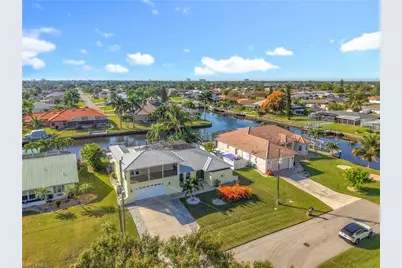144 SW 38th Ter, Cape Coral, FL 33914 - Photo 2
