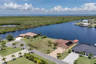 4635 NW 32nd Terrace, Cape Coral, FL 33993 - Photo 34