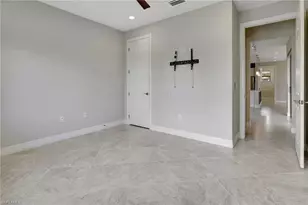 11752 Bowes Cir, Fort Myers, FL 33913 - Photo 24