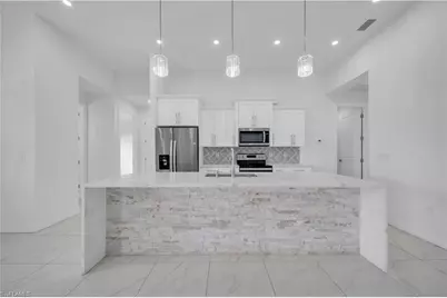 24 Chiquita Blvd S, Cape Coral, FL 33991 - Photo 12
