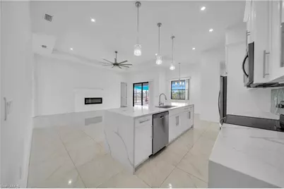 24 Chiquita Blvd S, Cape Coral, FL 33991 - Photo 10