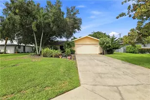 4448 Beechwood Lake Dr, Naples, FL 34112 - Photo 2