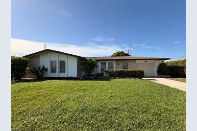 334 SE 47th Ter, Cape Coral, FL 33904 - Photo 1
