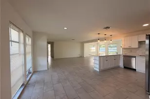 334 SE 47th Terrace, Cape Coral, FL 33904 - Photo 8