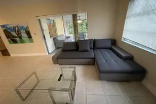 335 Tarpon Dr, Cape Coral, FL 33904 - Photo 6