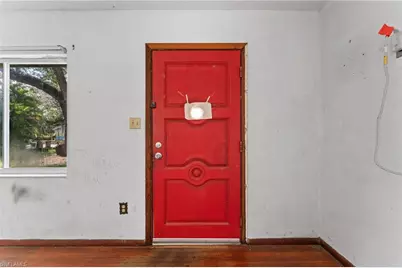 122 Evergreen Rd, North Fort Myers, FL 33903 - Photo 4