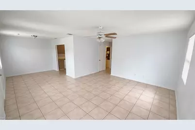 2624 Jean Marie Ct, Fort Myers, FL 33916 - Photo 2