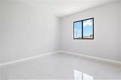 2716 Diplomat Pkwy W, Cape Coral, FL 33993 - Photo 16