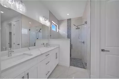 24 Chiquita Blvd S, Cape Coral, FL 33991 - Photo 14