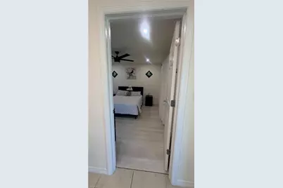 1004 NE 36th Ter, Cape Coral, FL 33909 - Photo 28