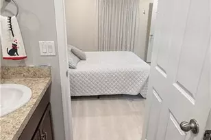 1004 NE 36th Terrace, Cape Coral, FL 33909 - Photo 36