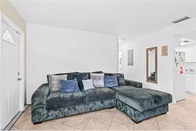 1099 Vineyard Pl, Lehigh Acres, FL 33936 - Photo 8