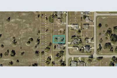 1622 NW 3rd Pl, Cape Coral, FL 33993 - Photo 2