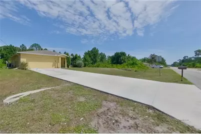 947 Grant Blvd, Lehigh Acres, FL 33974 - Photo 2