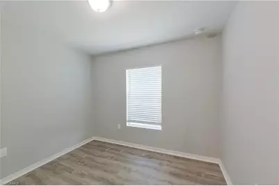 947 Grant Blvd, Lehigh Acres, FL 33974 - Photo 20