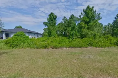 947 Grant Blvd, Lehigh Acres, FL 33974 - Photo 28