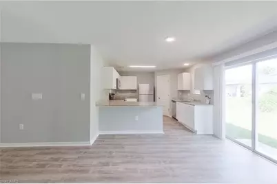 947 Grant Blvd, Lehigh Acres, FL 33974 - Photo 8