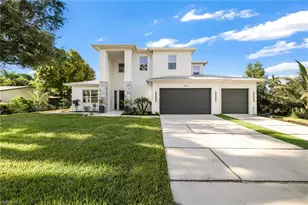1252 Biltmore Dr, Fort Myers, FL 33901 - Photo 1