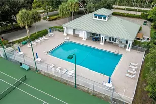3770 Fieldstone Blvd, Naples, FL 34109 - Photo 28