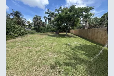 16600 Arbor Ridge Dr, Fort Myers, FL 33908 - Photo 4