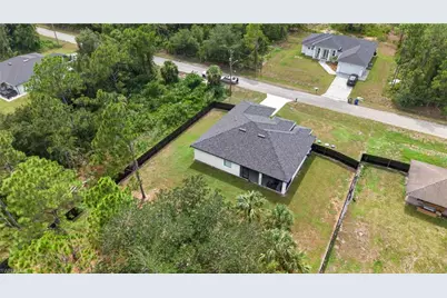 414 Highland Ave, Lehigh Acres, FL 33972 - Photo 2