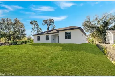 2910 9th St W, Lehigh Acres, FL 33971 - Photo 24